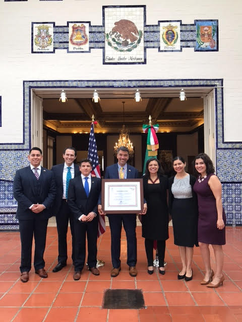 Cleo Rodriguez, Jr., received the Ohtli Award at the Mexican Consulate in Washington, D.C.